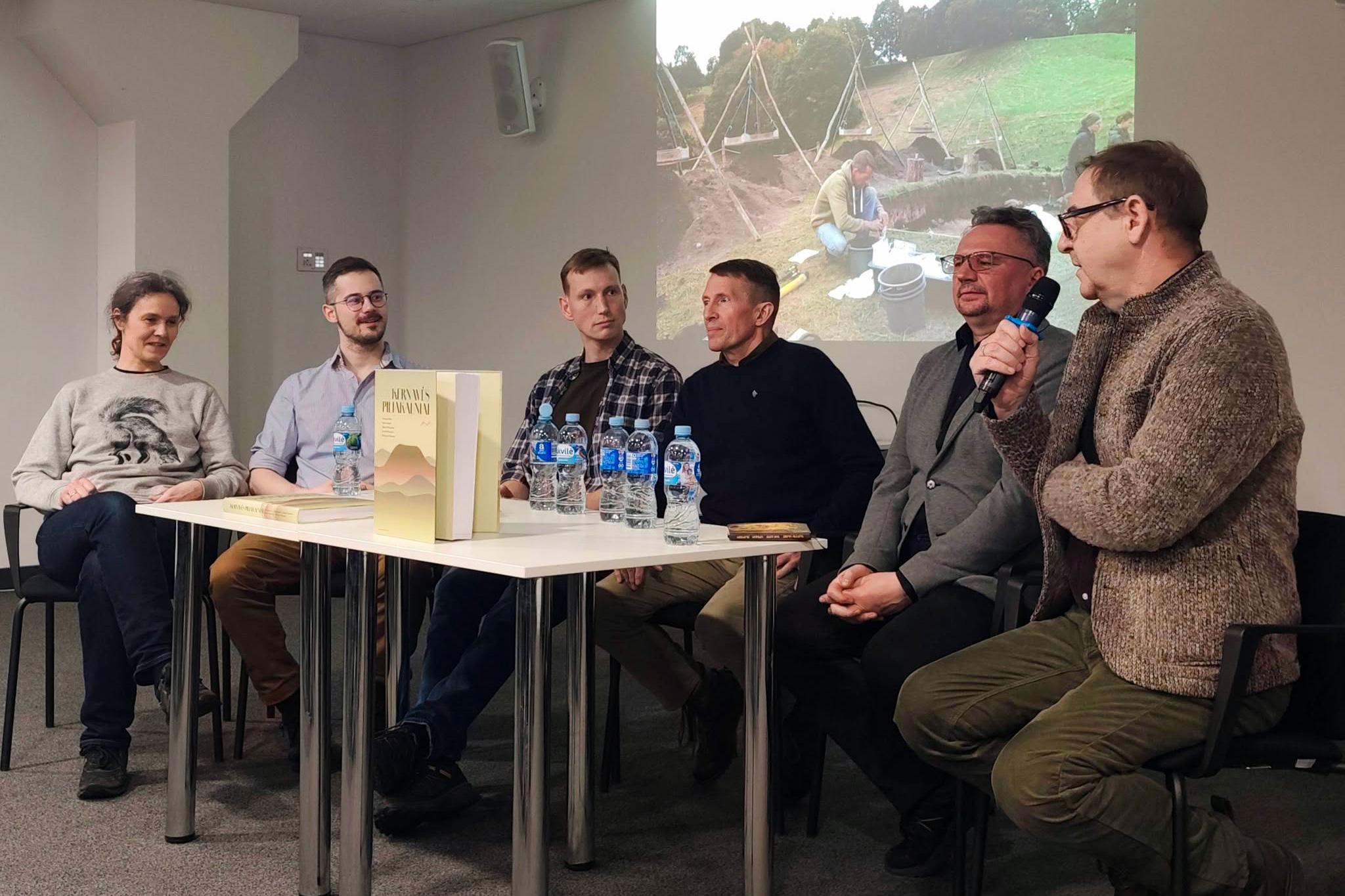 Sidzikausko premija kernaves piliakalniai